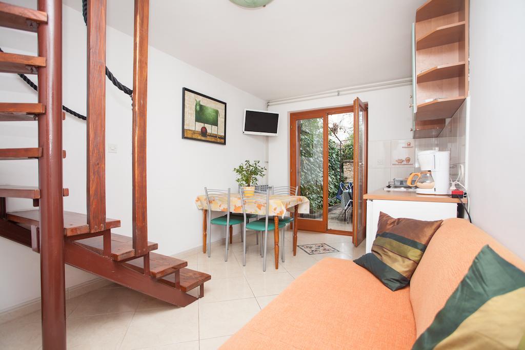 Apartments Prenc Pisuko Rovinj Room photo