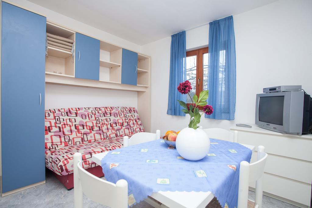 Apartments Prenc Pisuko Rovinj Room photo